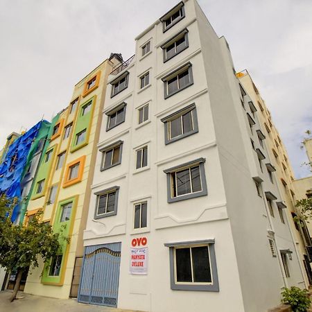 Hotel O Manyata Deluxe Bangalore Exteriör bild